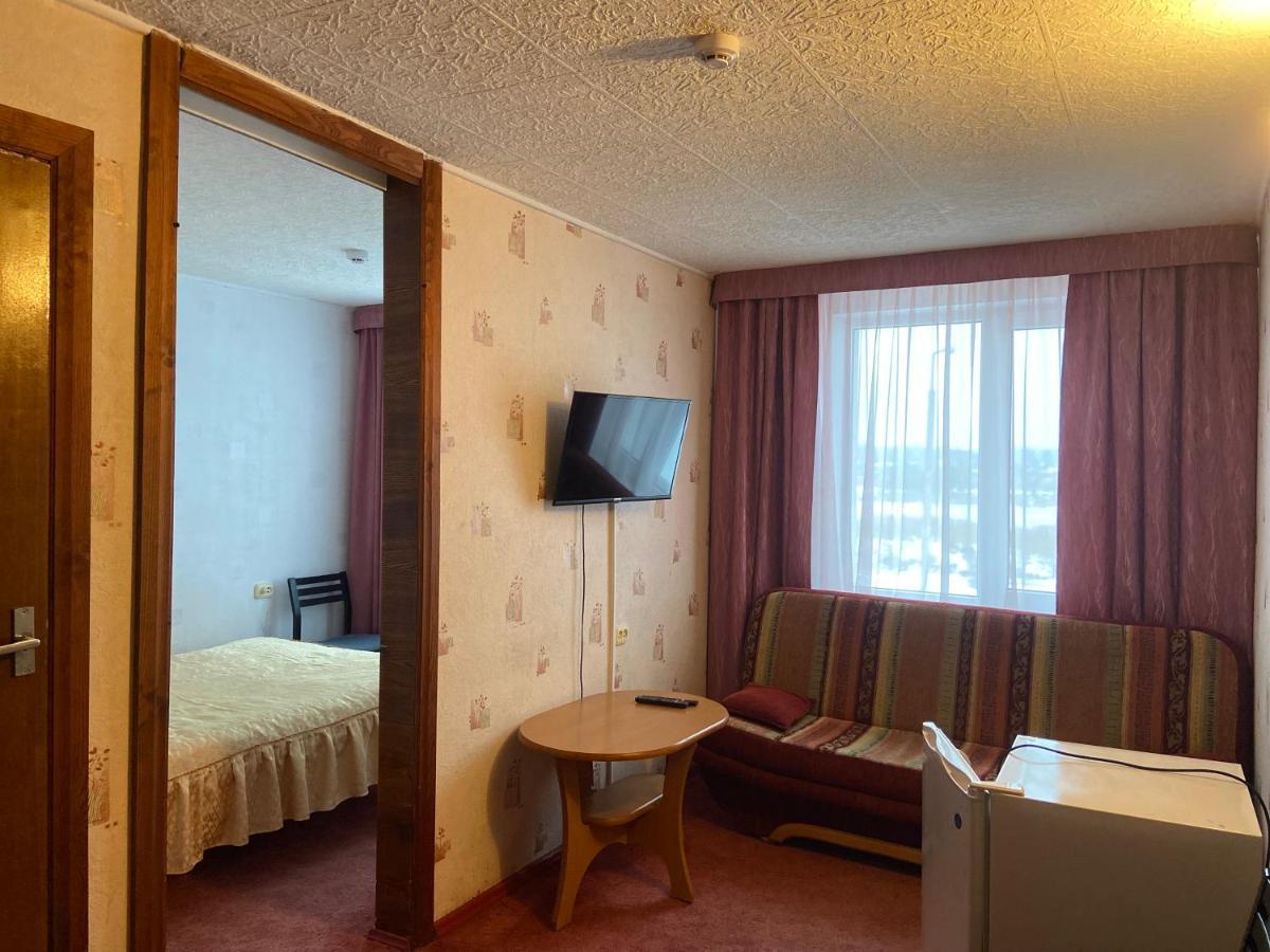Riverside Motel Jelgava Bagian luar foto