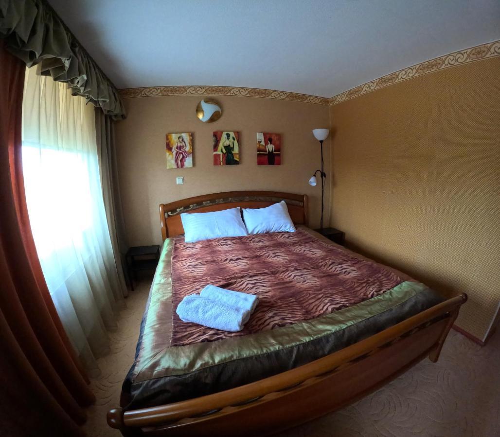 Riverside Motel Jelgava Bagian luar foto