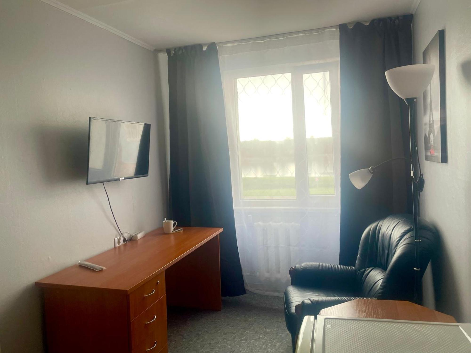 Riverside Motel Jelgava Bagian luar foto